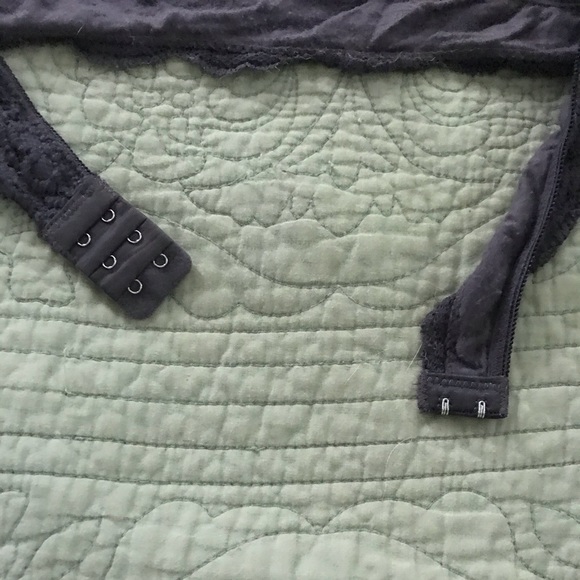 Clasp back halter top bralette from kohl’s - Picture 3 of 3